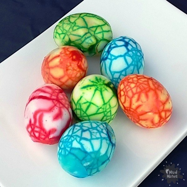 Marbled Eggs for Easter - Mud Mates Messy Play Blog