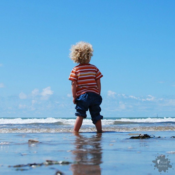 How to help children who are afraid of water